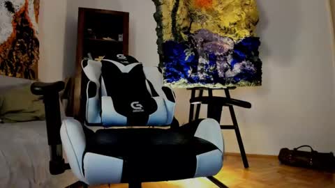 JulianDylan online show from 01/11/25, 11:02