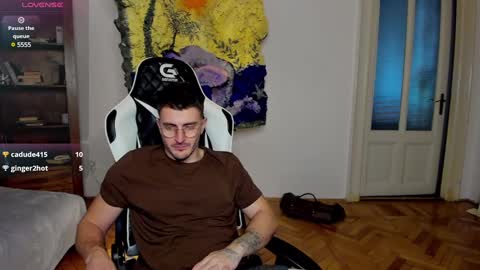 JulianDylan online show from 01/24/25, 07:51