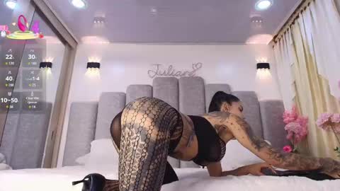 juliane_swee1 online show from 06/03/26, 12:57