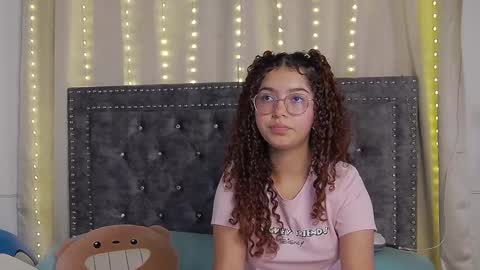Juliane online show from 01/26/25, 03:25
