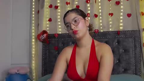 Juliane online show from 02/13/25, 03:56