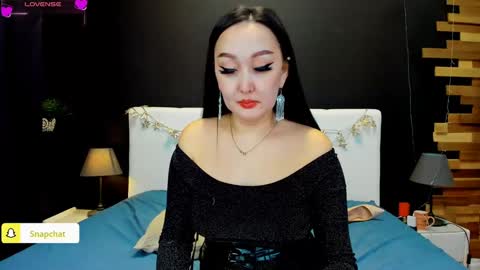 Julianna online show from 02/08/25, 03:00