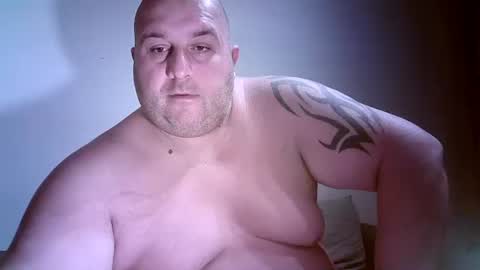 Juliano online show from 10/22/25, 01:28