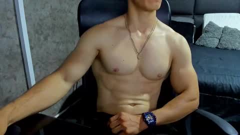 Snapshot of juliansexxx16 chatting on 10/03/25, 12:57 Julian online show from 10/03/25, 12:57