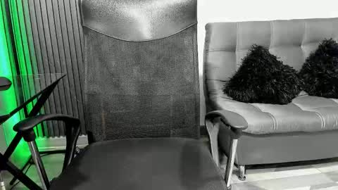 Snapshot of juliansexxx16 chatting on 11/06/25, 12:28 Julian online show from 11/06/25, 12:28