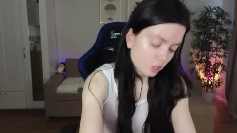 Snapshot of juliaortega_ chatting on 05/27/26, 07:27 Julia online show from 05/27/26, 07:27