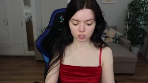 Julia online show from 07/17/26, 09:16