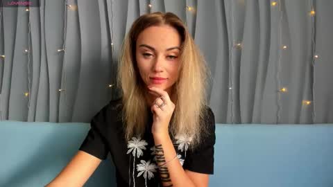 Yulya online show from 09/30/25, 03:11