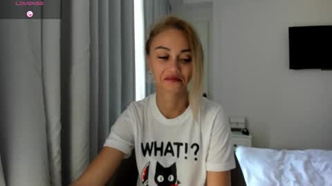 Snapshot of juliastar41 chatting on 02/05/26, 03:00 Yulya online show from 02/05/26, 03:00