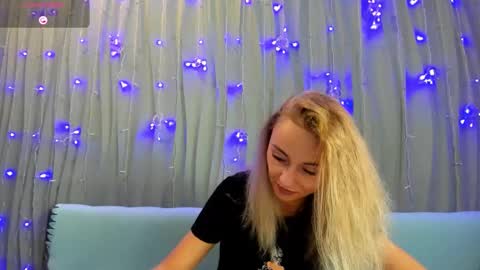 Snapshot of juliastar41 chatting on 02/14/26, 03:14 Yulya online show from 02/14/26, 03:14