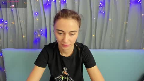 Snapshot of juliastar41 chatting on 05/27/26, 05:26 Yulya online show from 05/27/26, 05:26