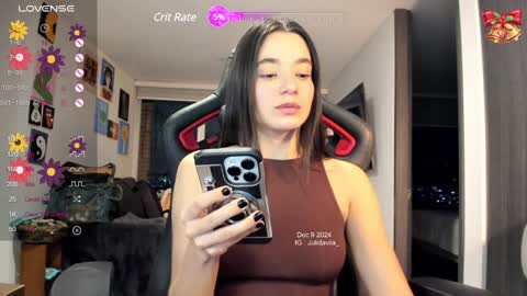 Jeimy Help me to reach 100 thumbs up online show from 12/10/24, 12:39