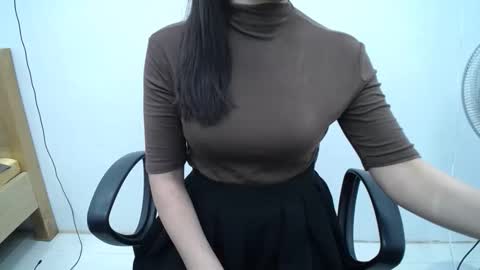 julie9x online show from 05/19/26, 06:58