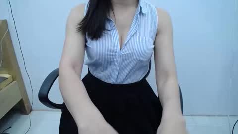 julie9x online show from 05/22/26, 10:04