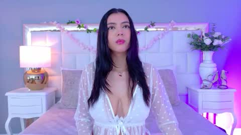 Juliet Bennet online show from 10/09/25, 05:16