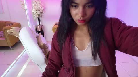 julie coper online show from 09/18/25, 12:29