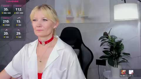 Julie Lucasss online show from 07/03/26, 12:28