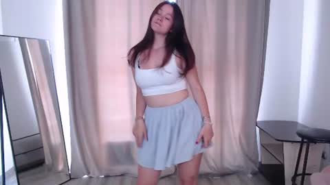 Julie online show from 06/30/26, 10:05