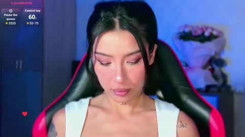 julie_turner_ online show from 06/30/26, 01:12