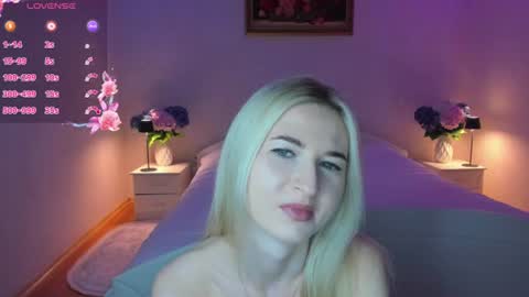 julieblazex online show from 06/17/26, 08:21