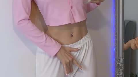 Julia online show from 10/01/25, 12:33