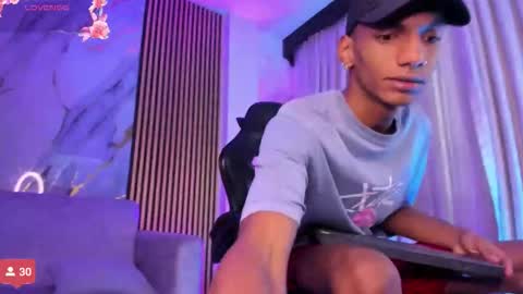 Julien online show from 11/03/25, 11:22