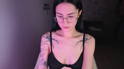 see u on Tuesday December 3 in 0200 UTC time turn on notifications so you dont miss me online show from 09/11/25, 02:50