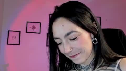 juliet_sourire online show from 12/18/24, 03:15