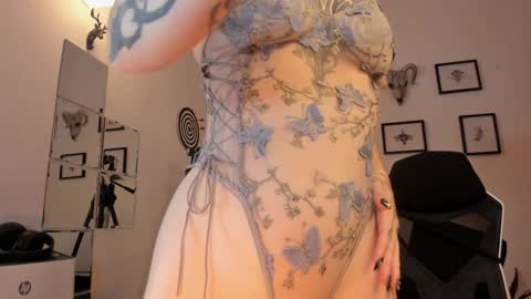 juliet_sourire online show from 01/23/25, 03:16