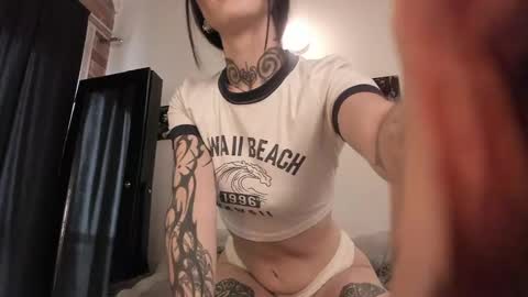 juliet_sourire online show from 02/12/25, 02:43