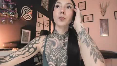 Snapshot of juliet_sourire chatting on 07/20/26, 08:11 juliet_sourire online show from 07/20/26, 08:11