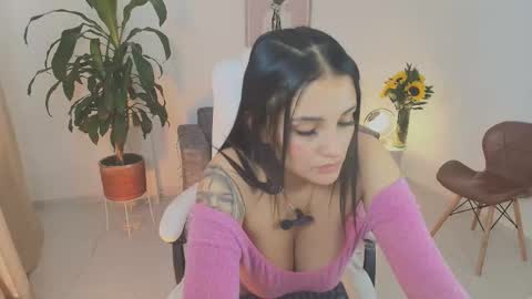 Julieta92  online show from 02/27/26, 06:08