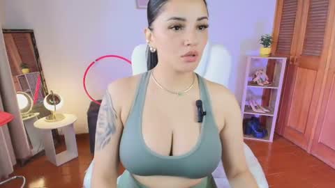 Julieta92  online show from 08/02/26, 05:44