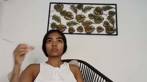 Snapshot of julieta_aguilar chatting on 10/05/25, 07:23 Juli online show from 10/05/25, 07:23