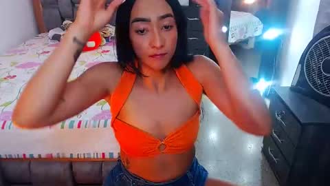 julieta art1 online show from 02/04/25, 11:06