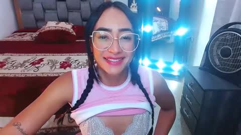 julieta art1 online show from 02/20/25, 10:04