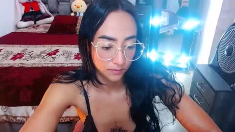 julieta art1 online show from 03/03/25, 12:59