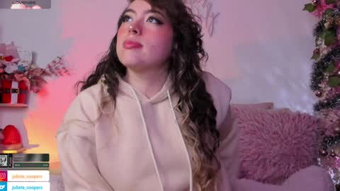 Snapshot of julieta_cooper20 chatting on 12/18/24, 05:37 Juli online show from 12/18/24, 05:37