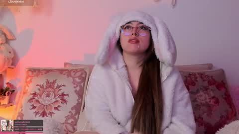 Snapshot of julieta_cooper20 chatting on 09/13/25, 02:55 Juli online show from 09/13/25, 02:55