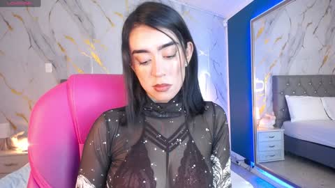 Snapshot of julieta_de_los_angeles chatting on 01/11/25, 03:44 Julieta online show from 01/11/25, 03:44