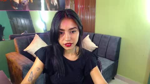 julieta_fn online show from 02/24/25, 07:09