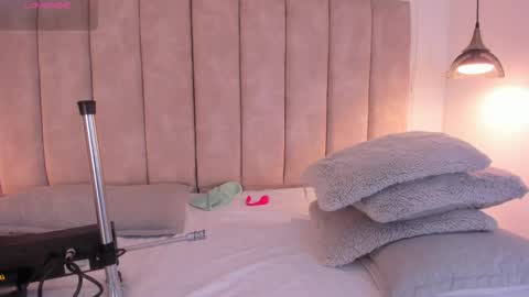 Julieta online show from 09/16/25, 04:35