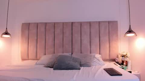 Julieta online show from 10/29/25, 03:42