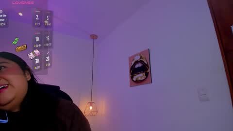 Julieta Mille online show from 10/05/25, 12:03