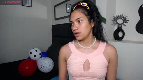 Julieta online show from 06/19/26, 02:16
