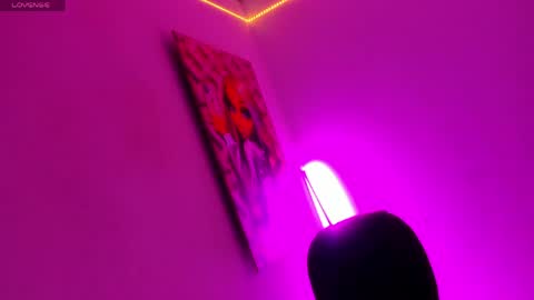 Snapshot of julieta_princess_ chatting on 06/04/26, 12:49 online show from 06/04/26, 12:49