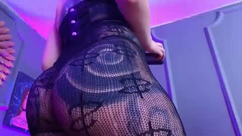  Julieta  online show from 12/28/24, 05:46
