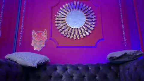 Julieta  online show from 04/23/26, 11:42