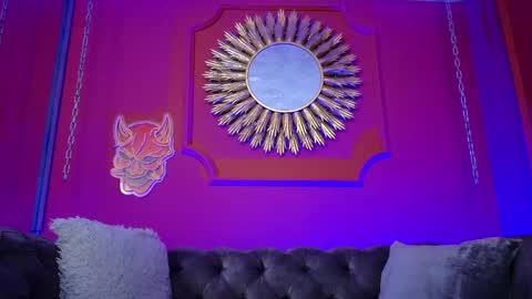  Julieta  online show from 04/28/26, 11:04