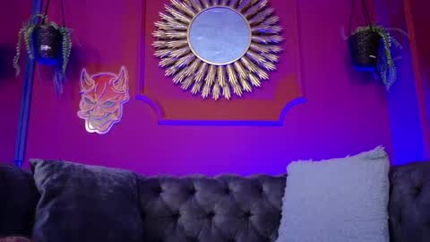  Julieta  online show from 05/08/26, 11:37